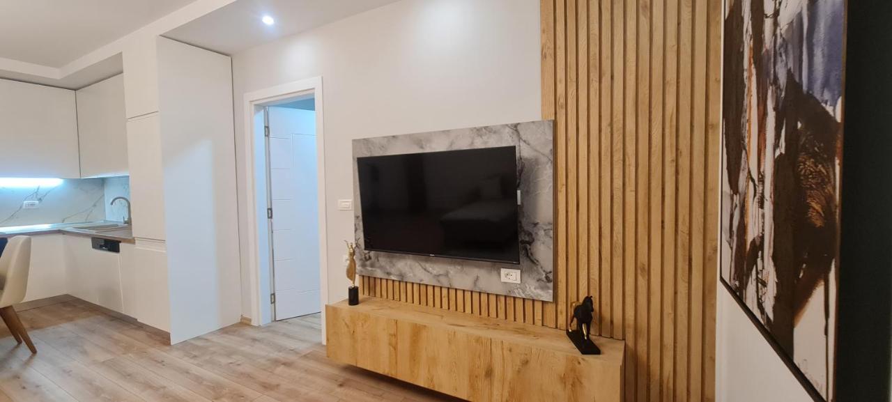 Tam Serviced Komuna E Parisit District Tirana